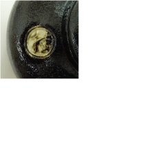 画像7: 桂窯造　黒楽松茶碗（保護箱） (7)