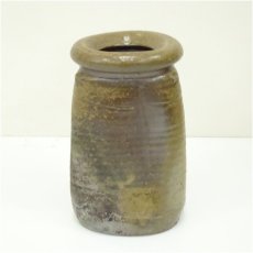 画像4: 備前焼　伊勢崎紳造　三角花入（共箱） (4)