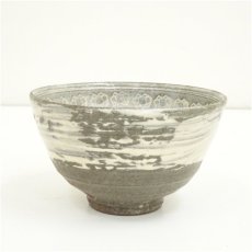 画像2: 本願寺　牡丹三島茶碗（共箱） (2)