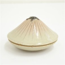 画像2: 尾戸焼　笠香合（共箱） (2)
