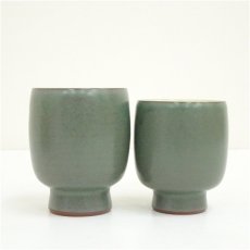 画像4: 佐渡無名異焼　人間国宝　伊藤赤水造　夫婦湯呑（共箱） (4)