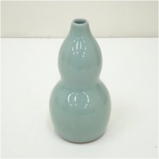 画像2: 京焼　米沢久造　青磁瓢花入（共箱） (2)