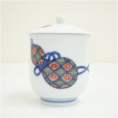 画像3: 有田焼　十三代　酒井田柿右衛門造　瓢文湯呑（共箱） (3)