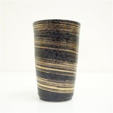 画像4: 有田焼　陶悦窯造　金刷毛目ビアカップ（共箱） (4)