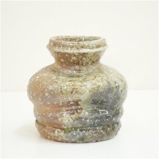 画像3: 信楽焼　代一窯造　うずくまる掛花入（共箱） (3)