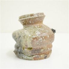 画像4: 信楽焼　代一窯造　うずくまる掛花入（共箱） (4)