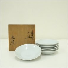 画像1: 京焼　岡本為治造　白磁鹿文小皿6客（共箱） (1)