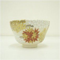 画像4: 京焼　山岡善昇造　色絵雲錦茶碗（共箱） (4)