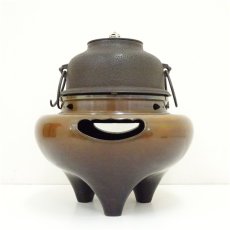 画像3: 釜師　道彦造　唐銅朝鮮風炉釜（銀ツマミ）（共箱） (3)