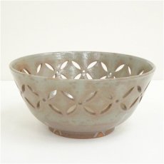 画像2: 黒石窯造　七宝透菓子鉢（共箱） (2)