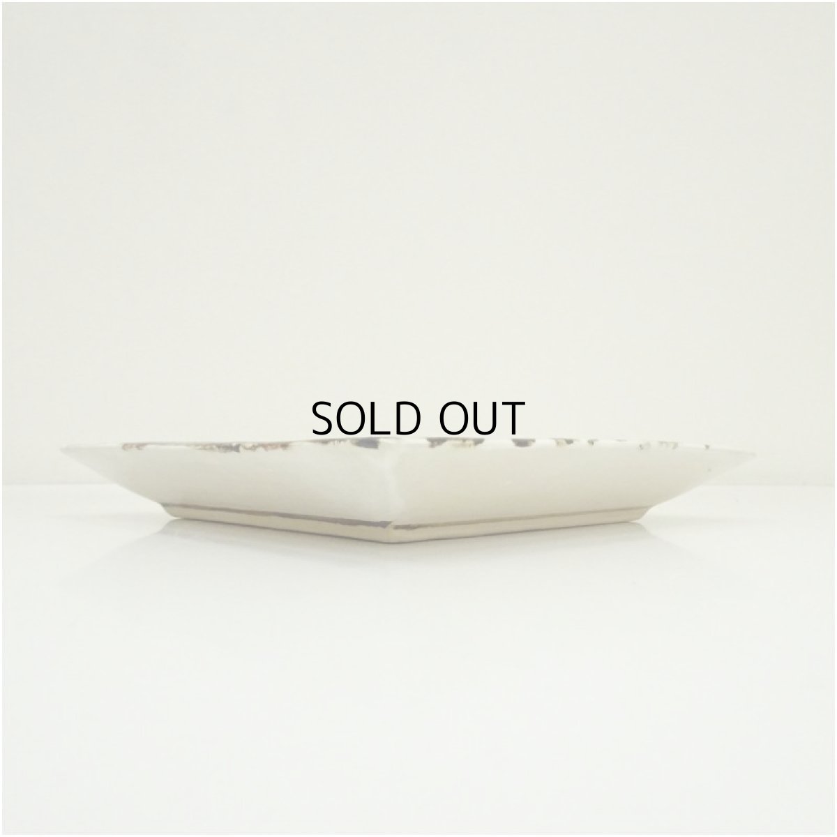 画像3: 鈴木清造　鉄絵飾皿（共箱） (3)