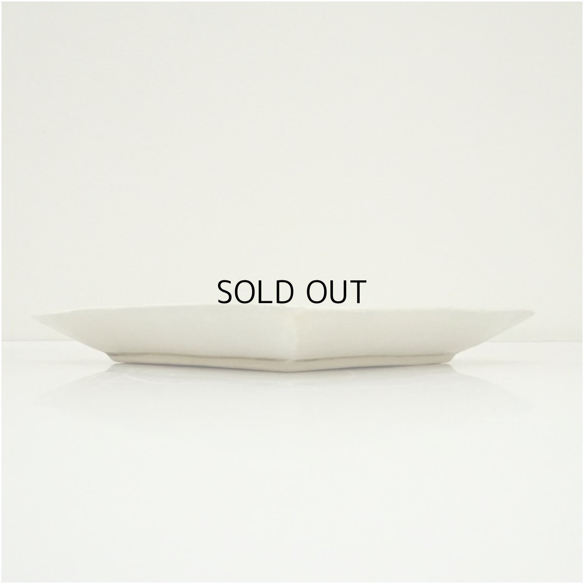 画像4: 鈴木清造　鉄絵飾皿（共箱） (4)